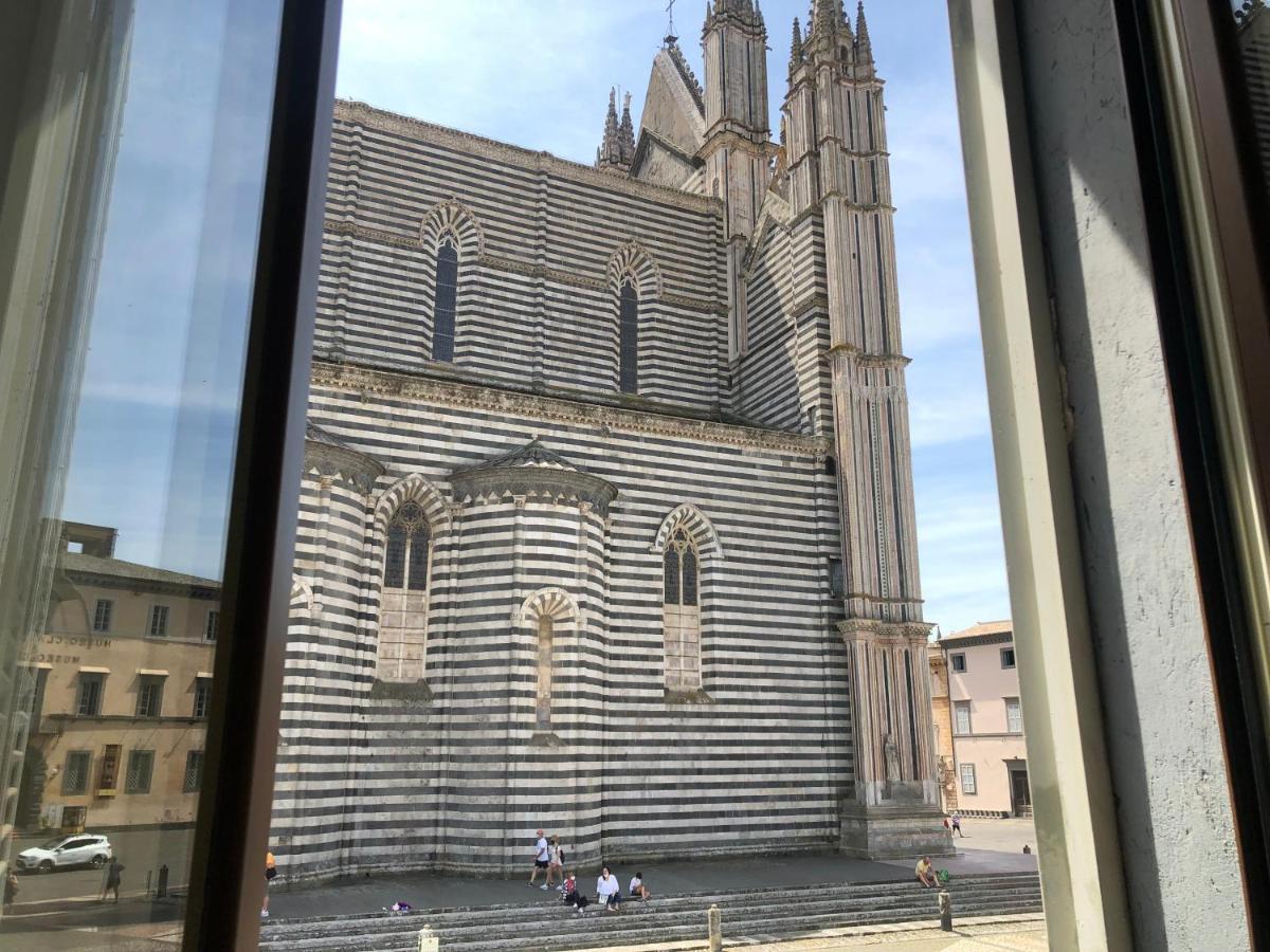 La Dimora Alle Scalette Apartment Orvieto Bagian luar foto