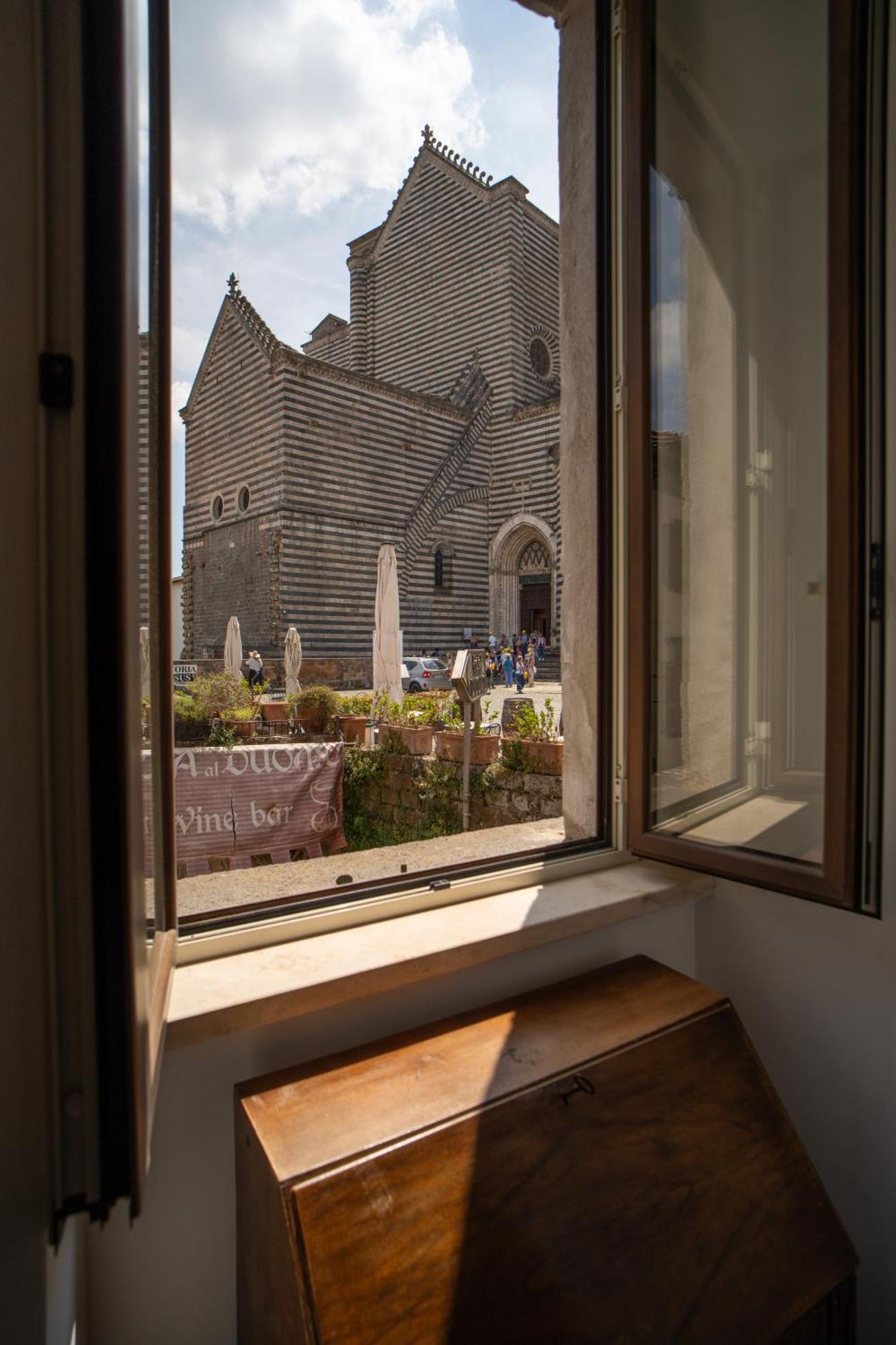 La Dimora Alle Scalette Orvieto Bagian luar foto
