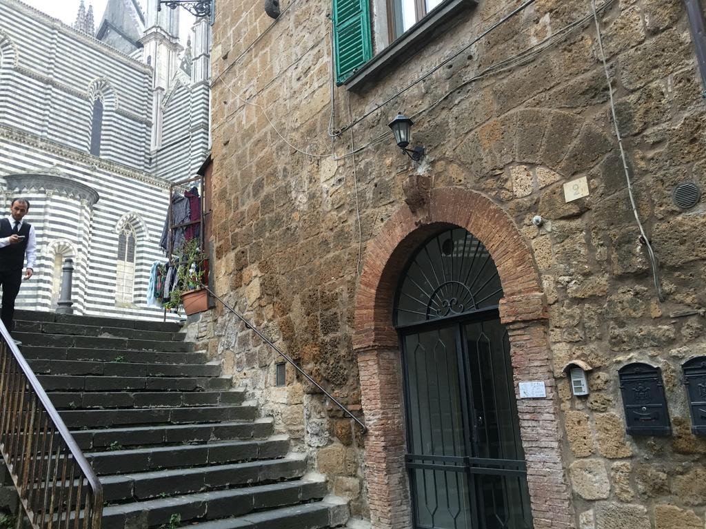 La Dimora Alle Scalette Apartment Orvieto Bagian luar foto